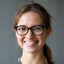 Foto anonima di una cliente soddisfatta